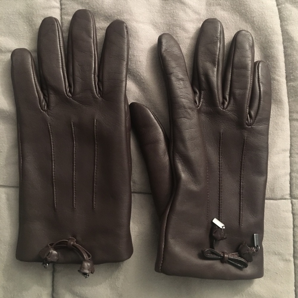 Brown leather Coach gloves